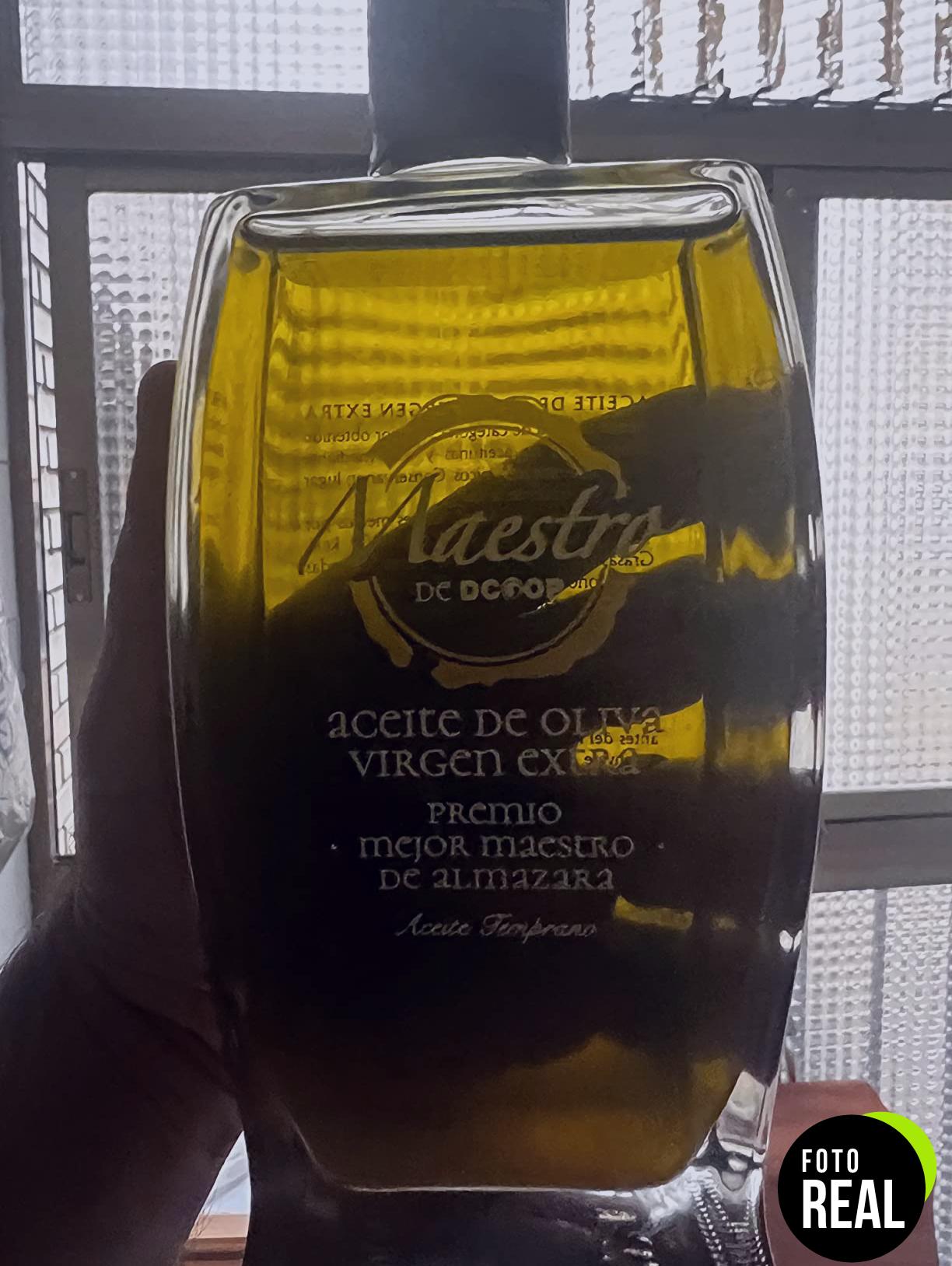 dcoop-aceite-oliva-arbequina-exclusivo-500ml-foto-1